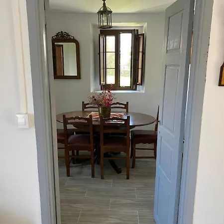 La Casa De Xuncu * Posada De Llanes