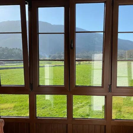 La Casa De Xuncu Posada De Llanes